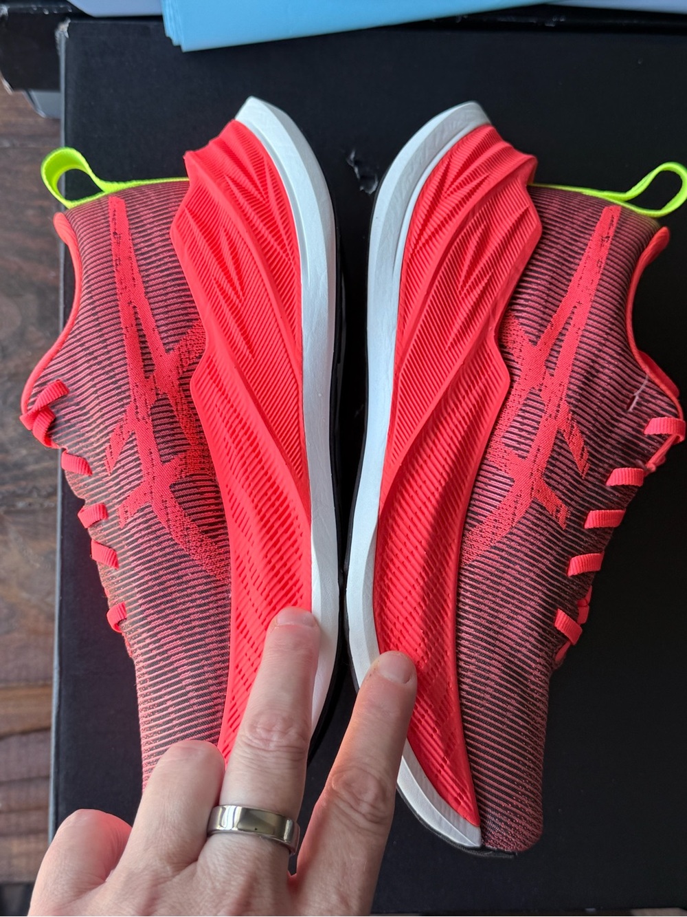 ASICS SuperBlast - Picture 3 of 6
